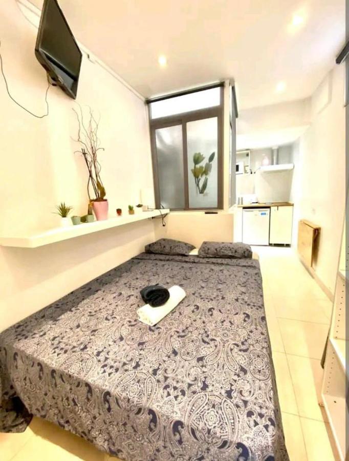 011 Apartamento 1 3 Apartment บาร์เซโลนา ภายนอก รูปภาพ